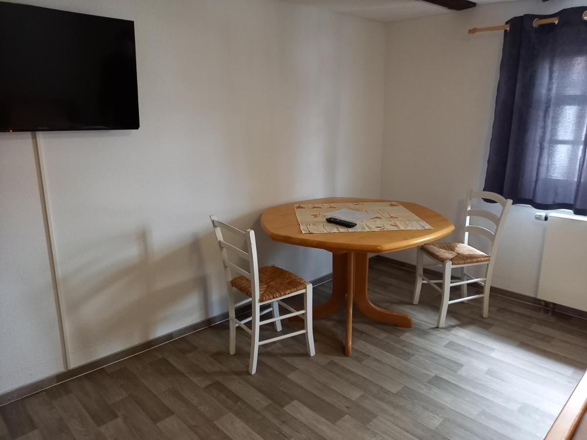Wollroeder Krug Hotel Guxhagen Kültér fotó