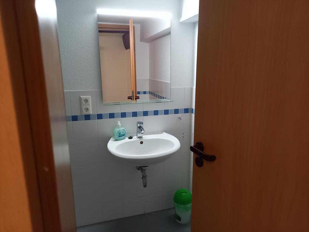 Wollroeder Krug Hotel Guxhagen Kültér fotó